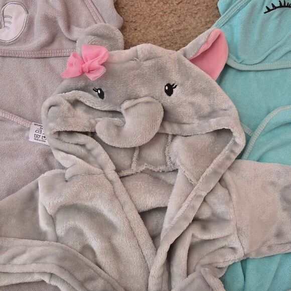 Baby Bath robe And Towel Set - Picture 3 of 6
